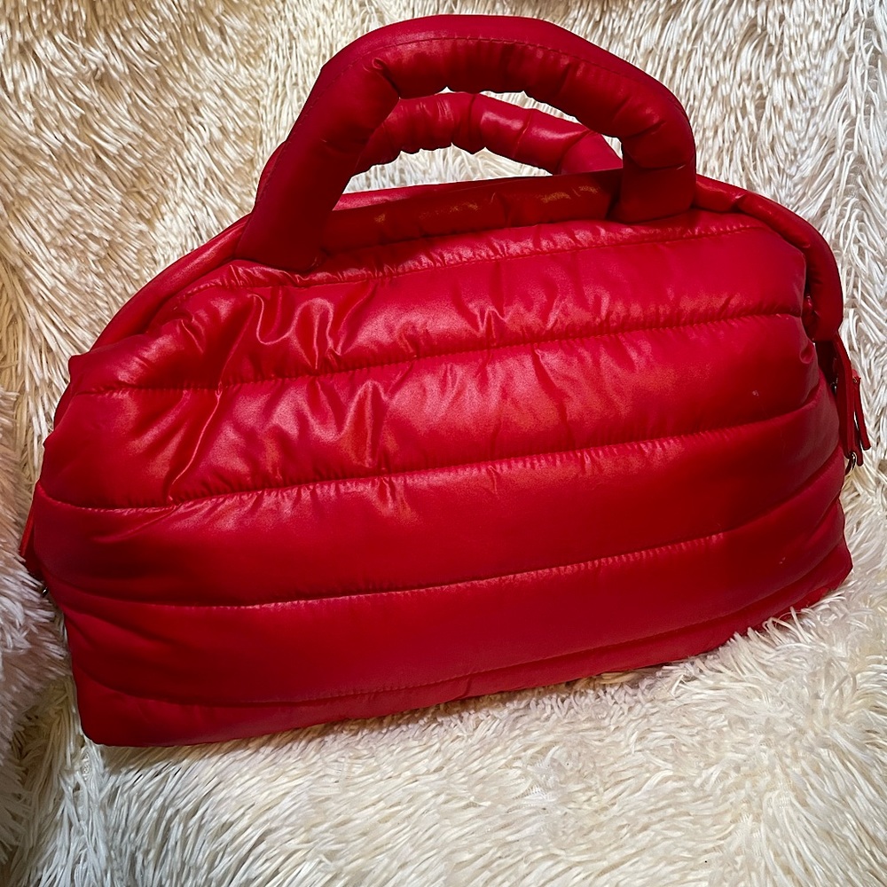 NWOT Estee Laudur Red Puffer Bag